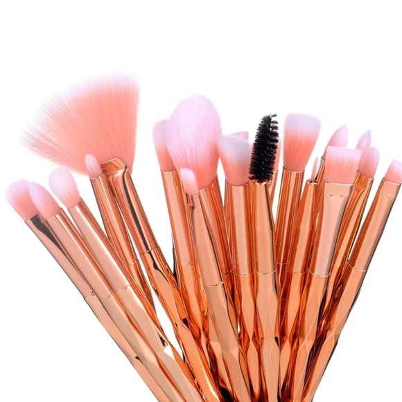 Rose Gold Brush Set - Picture 2 of 3
